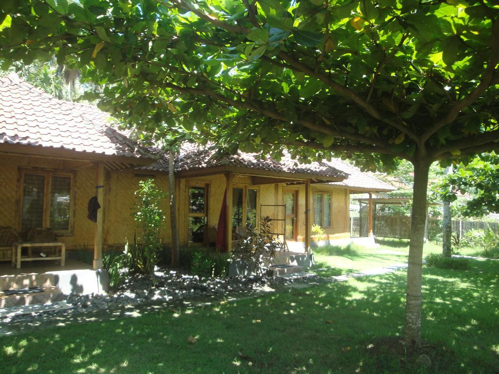 La Bangkat Homestay Senggigi Exterior photo